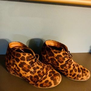 Girls leopard wedges